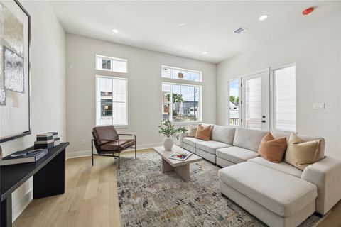 Tiny photo for 3911 Tulane Street #B, Houston, TX 77018 (MLS # 28588351)