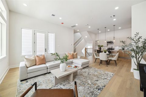 Tiny photo for 3911 Tulane Street #B, Houston, TX 77018 (MLS # 28588351)