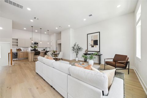 Tiny photo for 3911 Tulane Street #B, Houston, TX 77018 (MLS # 28588351)