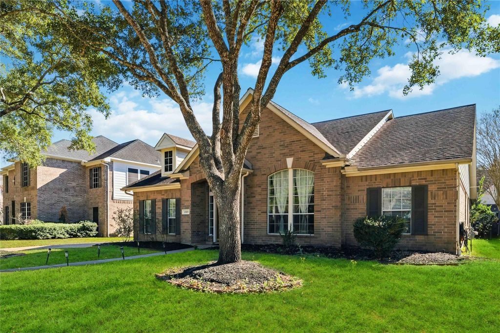 Photo of 21919 Windmill Bluff Lane, Katy, TX 77450 (MLS # 20079408)