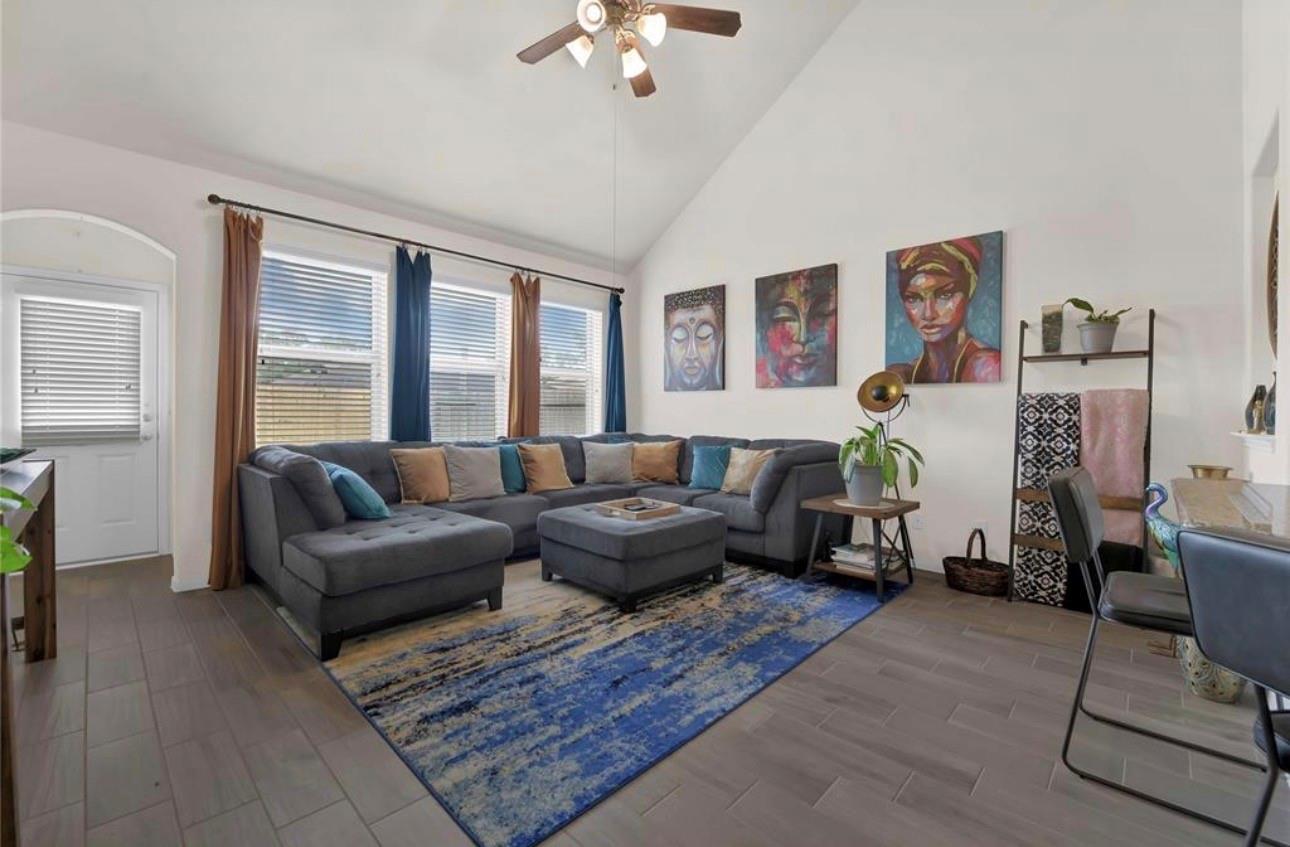 10918 Sun River Falls Drive
