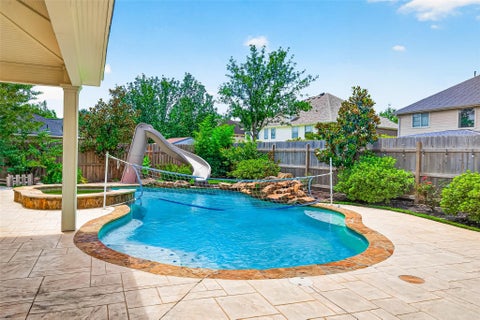 Tiny photo for 25007 Ivy Trace Ln LN, Katy, TX 77494 (MLS # 5853651)