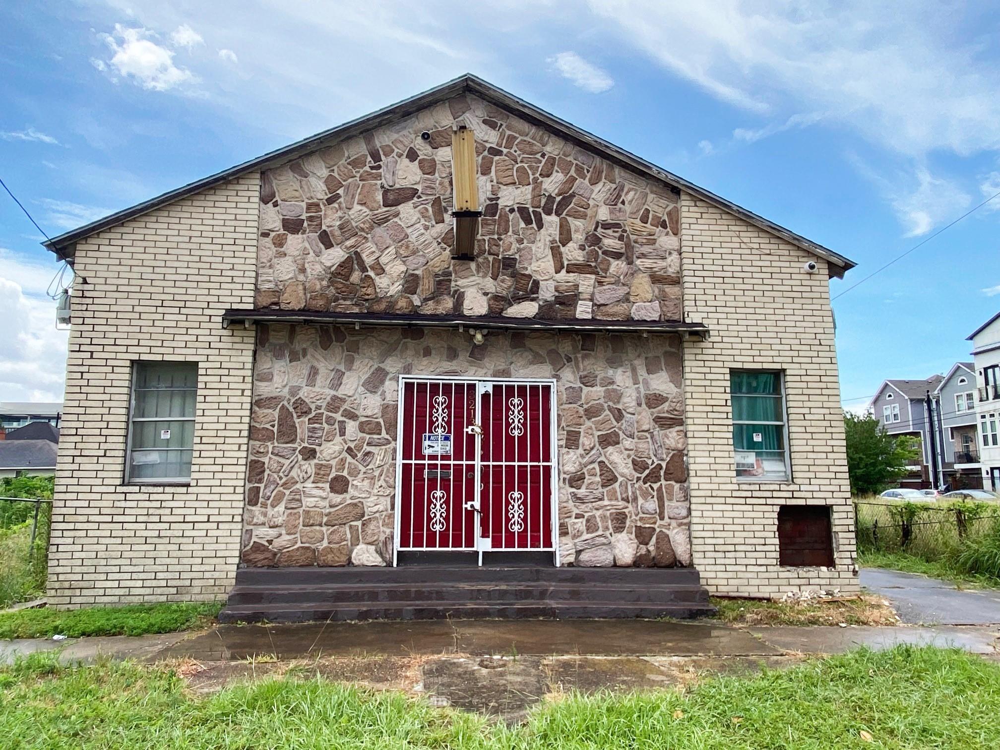 3217 Hutchins Street