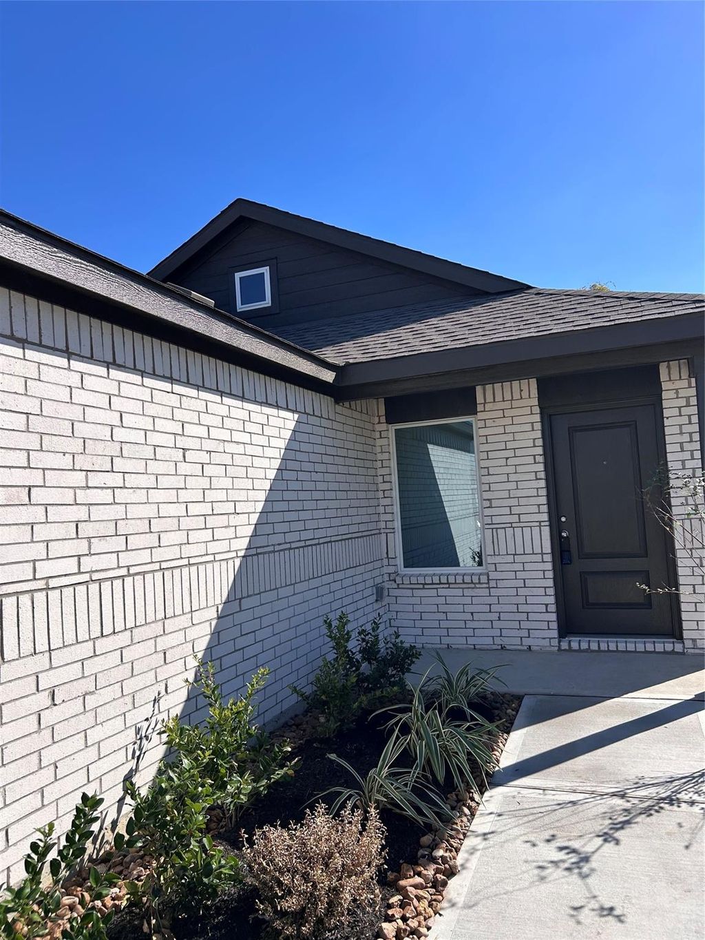Photo of 9010 Cape Birdland Drive, Baytown, TX 77521 (MLS # 96227937)