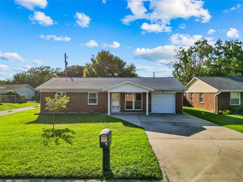 1513 21st Street N Texas City TX 77590