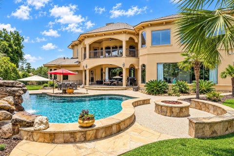 Photo of 23 Oak Cove Lane, Humble, TX 77346 (MLS # 55044200)
