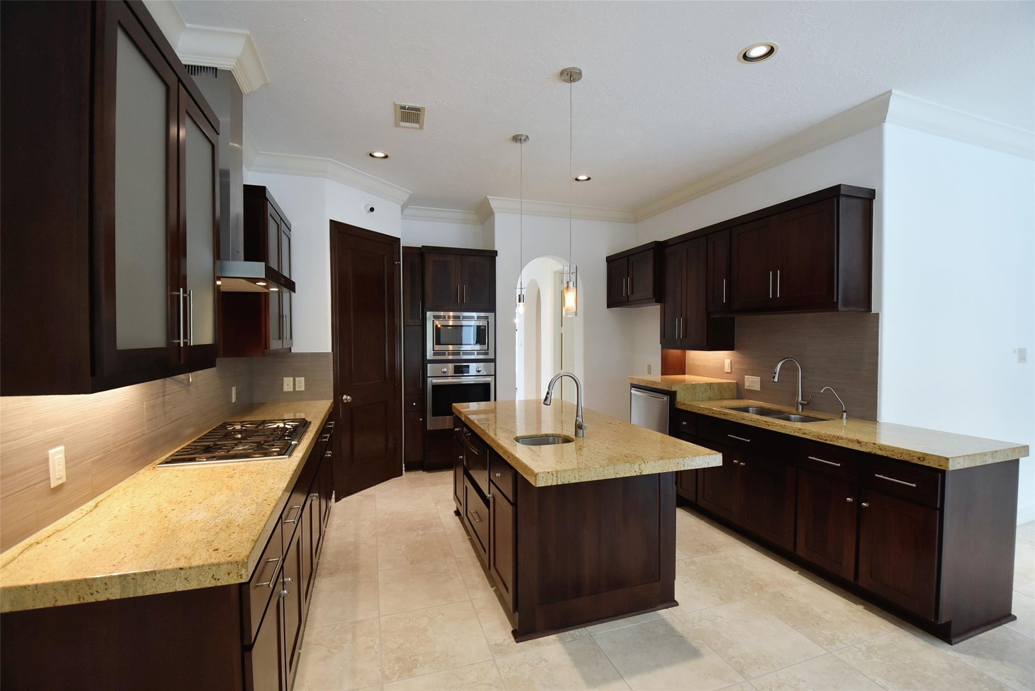 Houston, Texas, 77077, United States, 5 Bedrooms Bedrooms, ,4 BathroomsBathrooms,Residential,Active,2052025