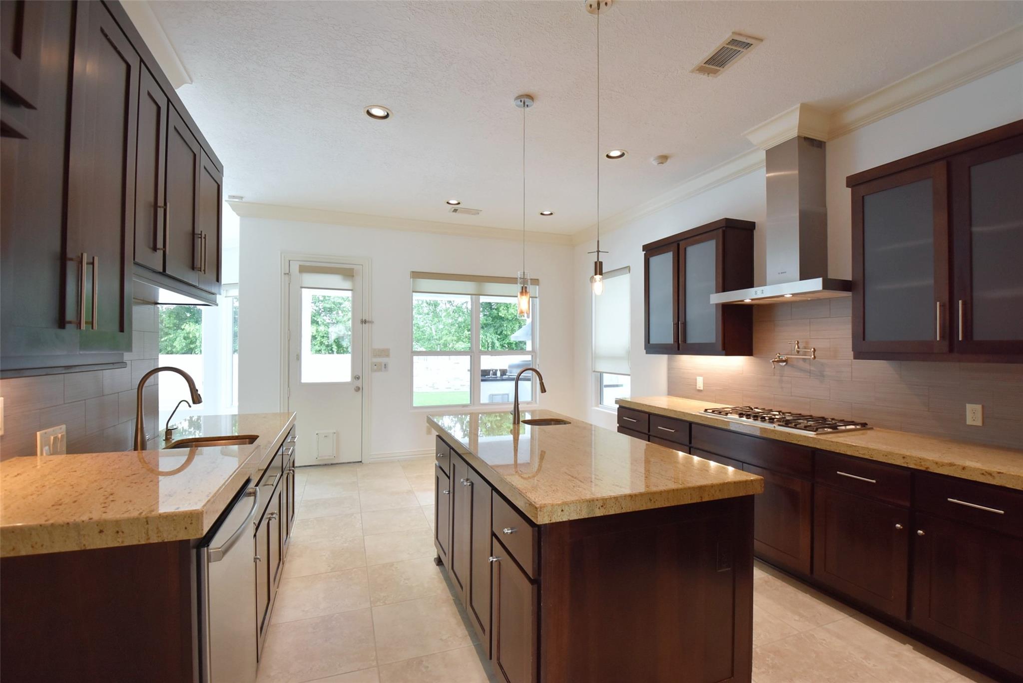 Houston, Texas, 77077, United States, 5 Bedrooms Bedrooms, ,4 BathroomsBathrooms,Residential,Active,2052025