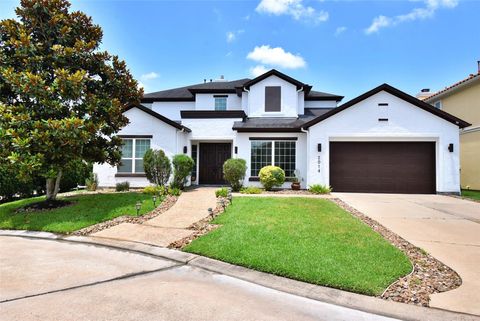 Photo of 2014 Split Branch Court Court, Houston, TX 77077 (MLS # 96046875)