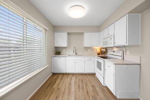 Tiny photo for 10719 Lakewood Oaks Drive, Sugar Land, TX 77498 (MLS # 75403065)