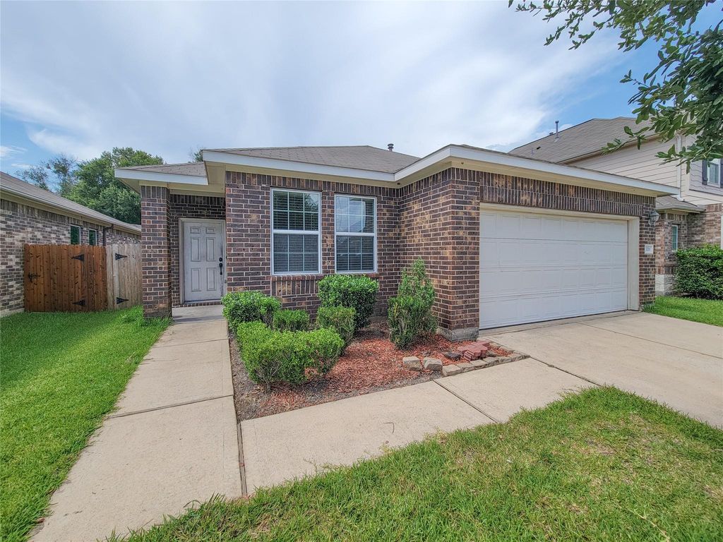 Photo of 13711 Aragon Meadow Lane, Houston, TX 77049 (MLS # 19581714)