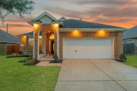 Photo of 3216 Cactus Heights Lane, Pearland, TX 77581 (MLS # 5698798)