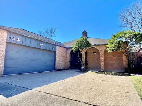 Photo of 2226 Jamara Lane, Houston, TX 77077 (MLS # 25981983)