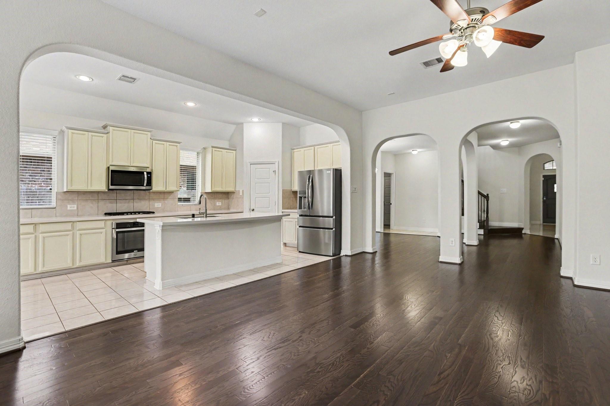 9411 Chase Hollow Lane