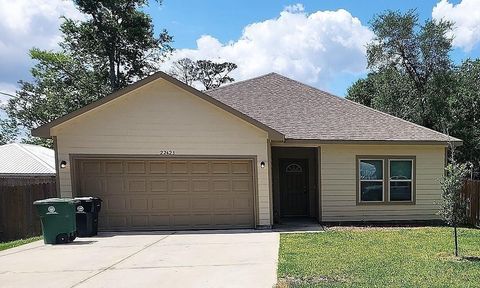 Photo of 22423 Woodlake Road, Houston, TX 77336 (MLS # 96045139)
