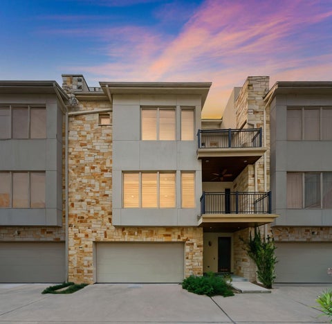 Photo of 4915 Chenevert Street, Houston, TX 77004 (MLS # 32955205)