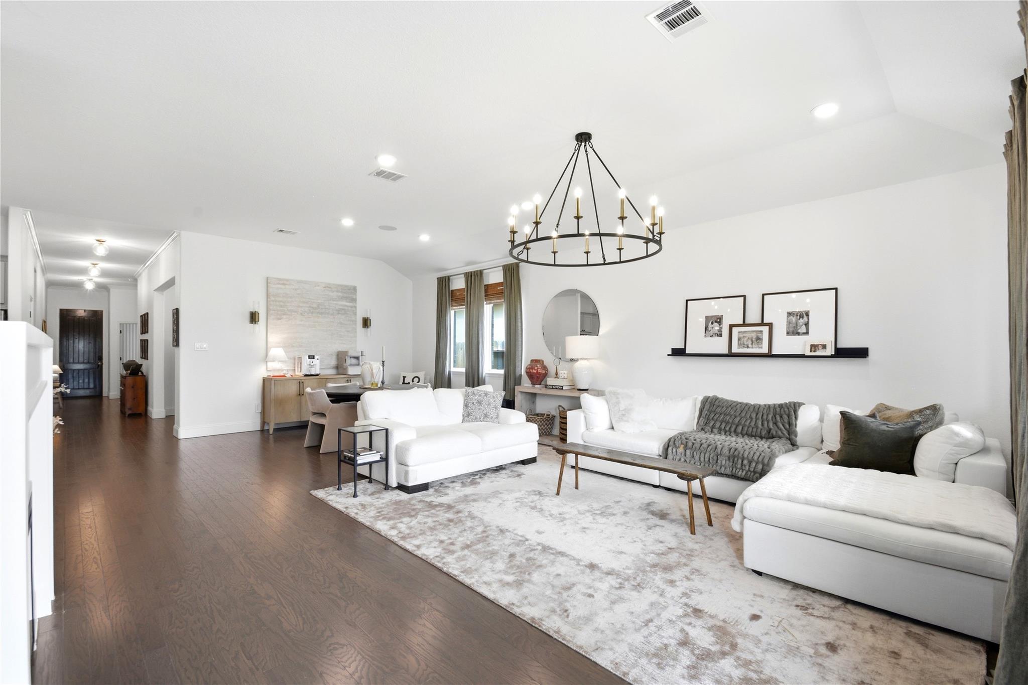 22104 Volante Drive