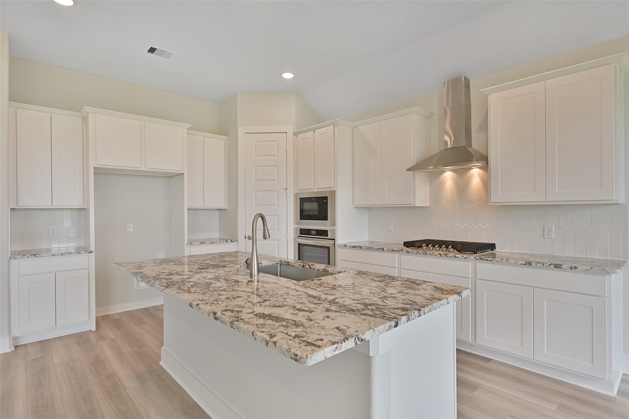 3318 Salton Sea Drive