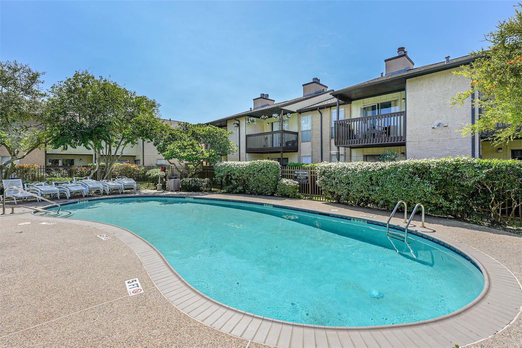 Photo of 1500 Bay Area Boulevard #294, Houston, TX 77058 (MLS # 40887885)