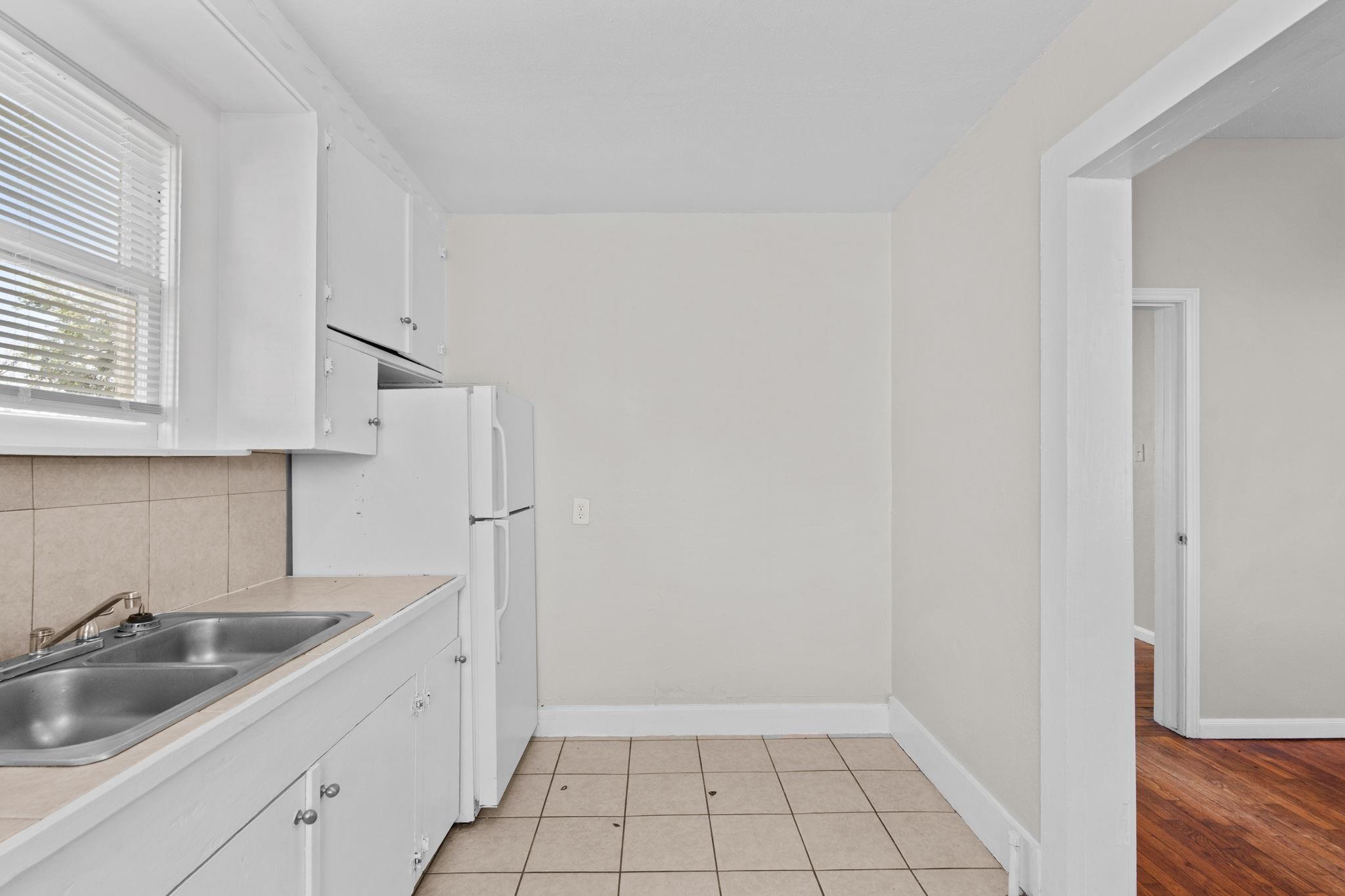 4020 Avenue O 1/2 Up