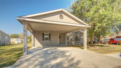 Photo of 1339 13th Street, Galena Park, TX 77547 (MLS # 55914026)