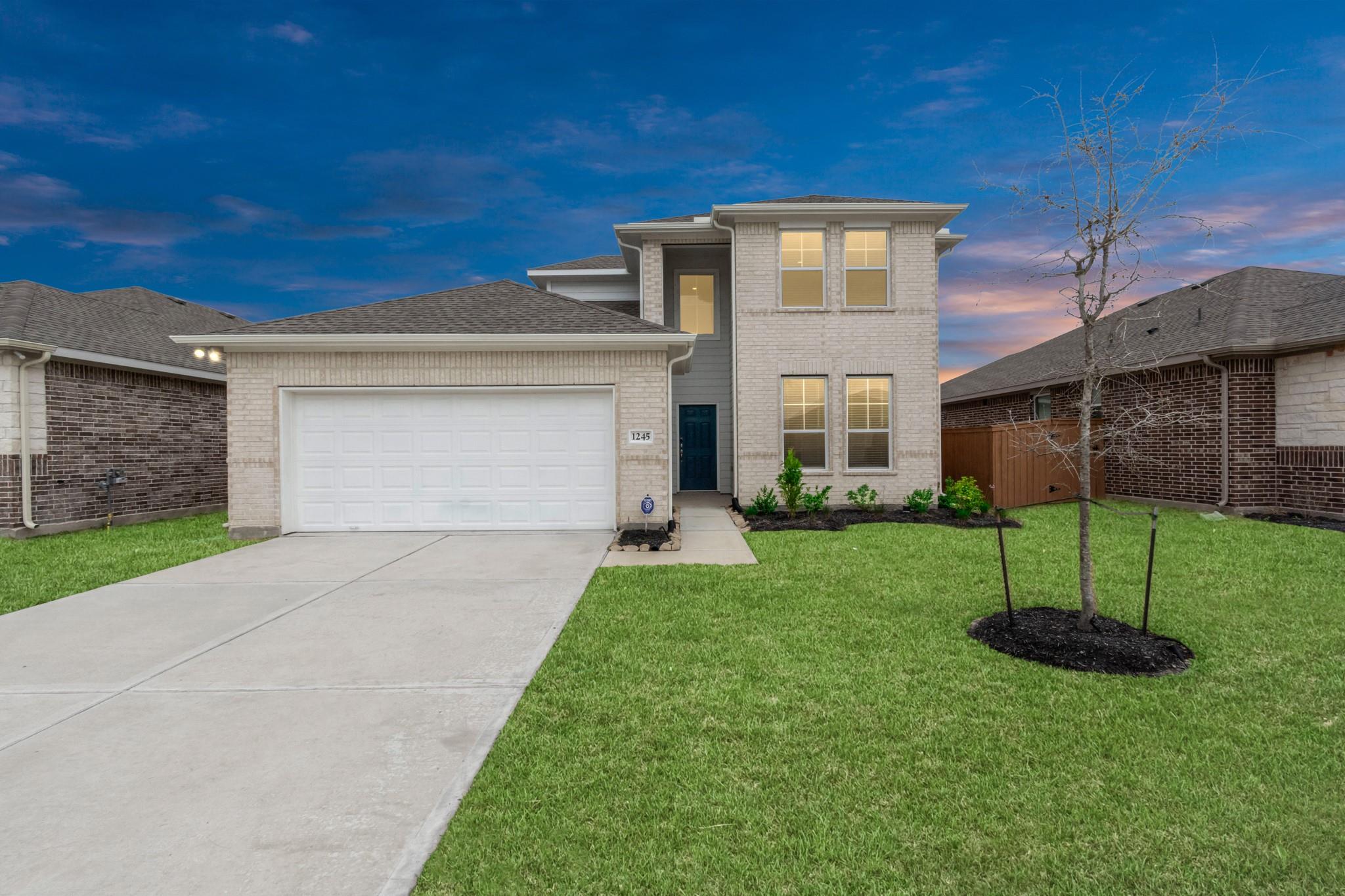 1233 Scarlet Creek Drive