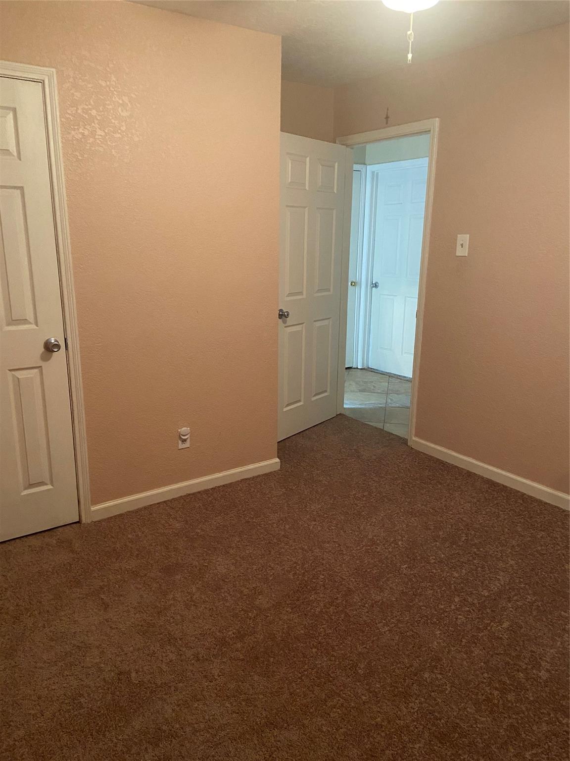 1711 Canary Circle