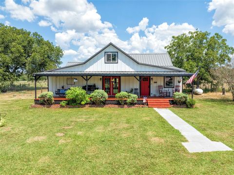 Photo of 2666 Cr 247, Moulton, TX 77975 (MLS # 7517937)