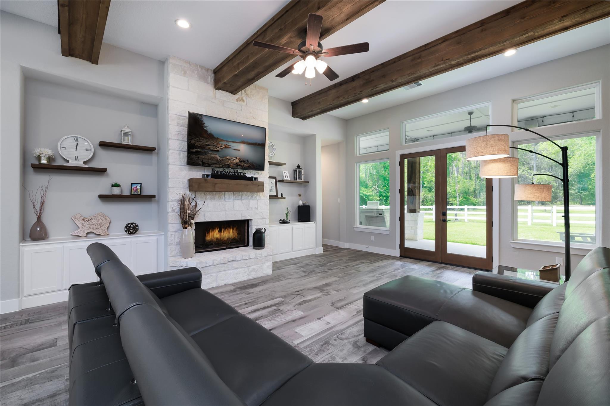 7070 Racehorse Drive