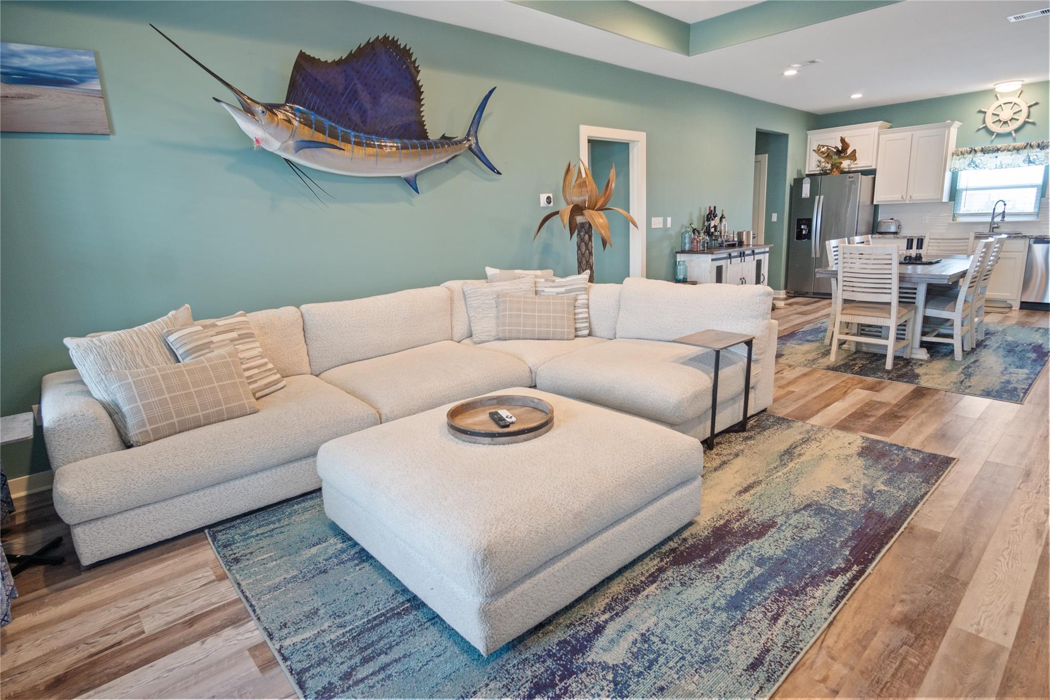 957 S Cove