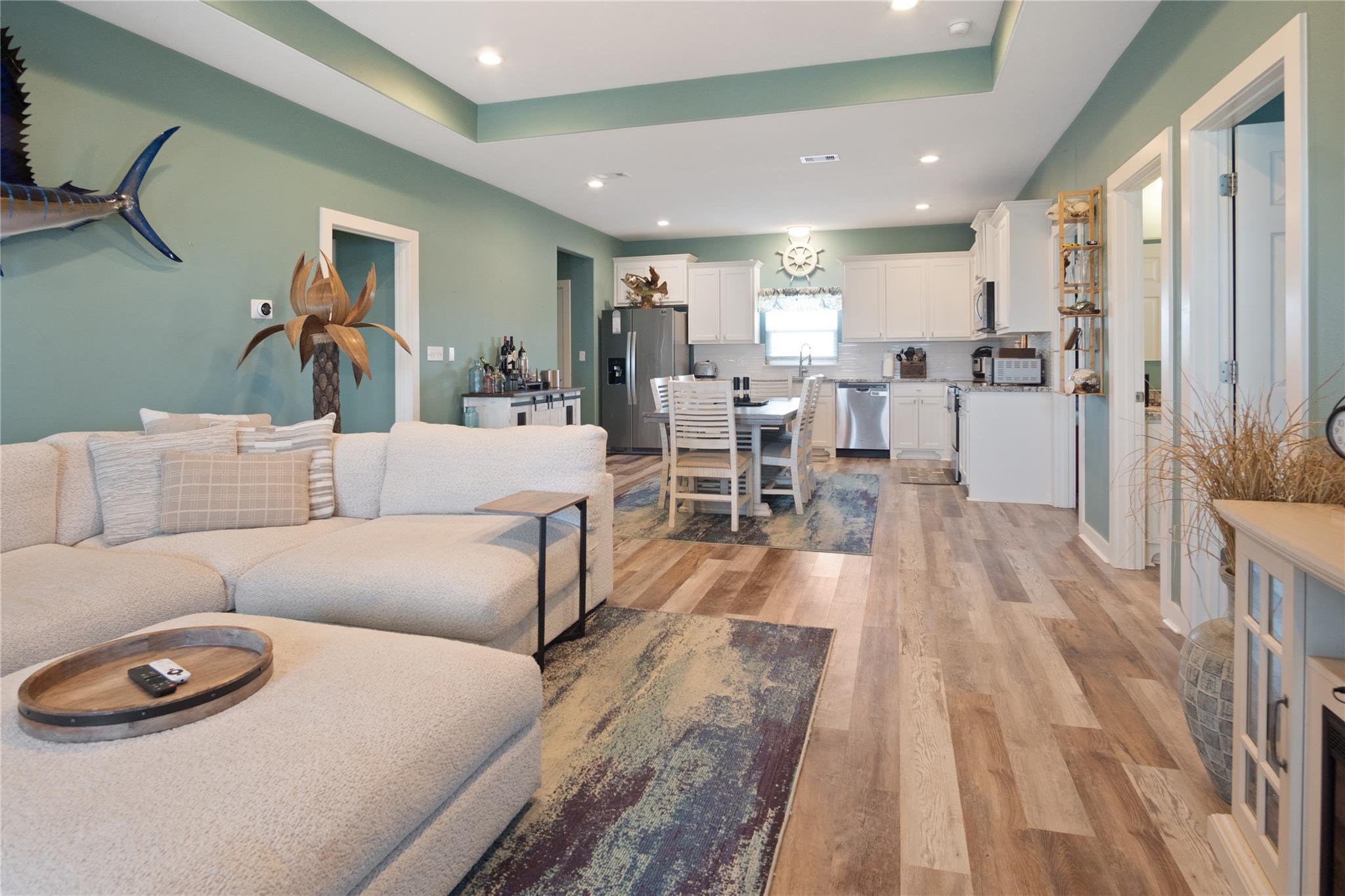 957 S Cove