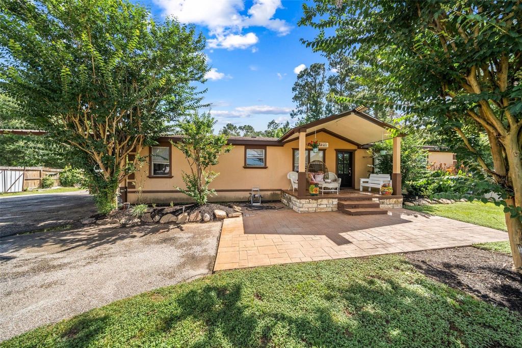 Photo of 21581 Juliann Alyse, Porter, TX 77365 (MLS # 44019206)