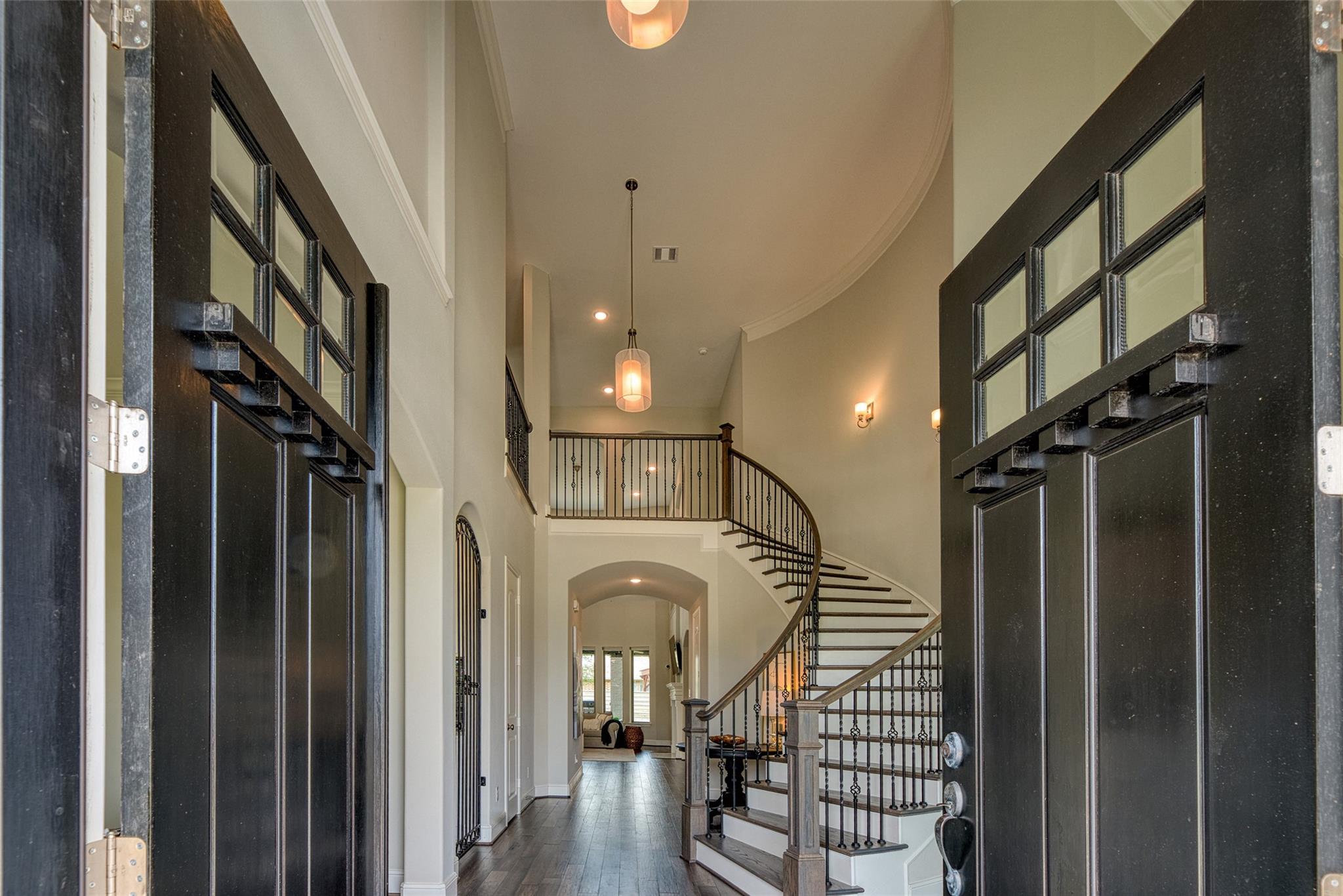 2735 Cherry Tree Lane
