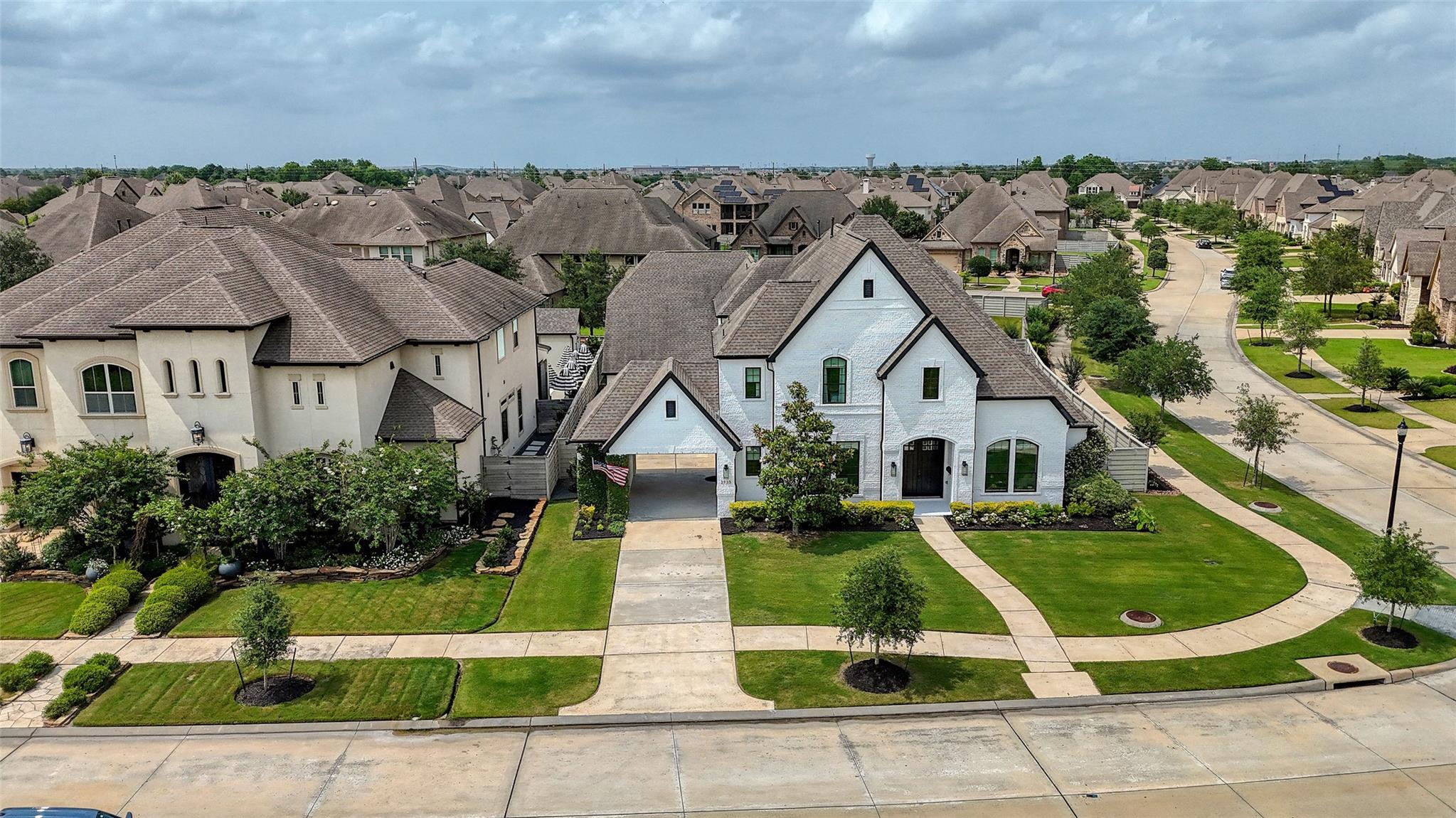 2735 Cherry Tree Lane