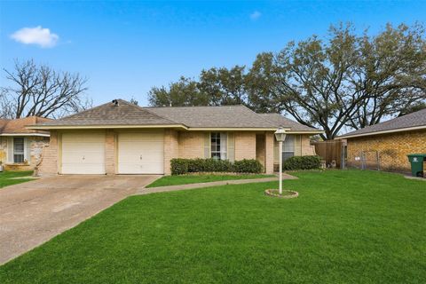 Photo of 7222 Log Hollow Drive, Houston, TX 77040 (MLS # 24610485)