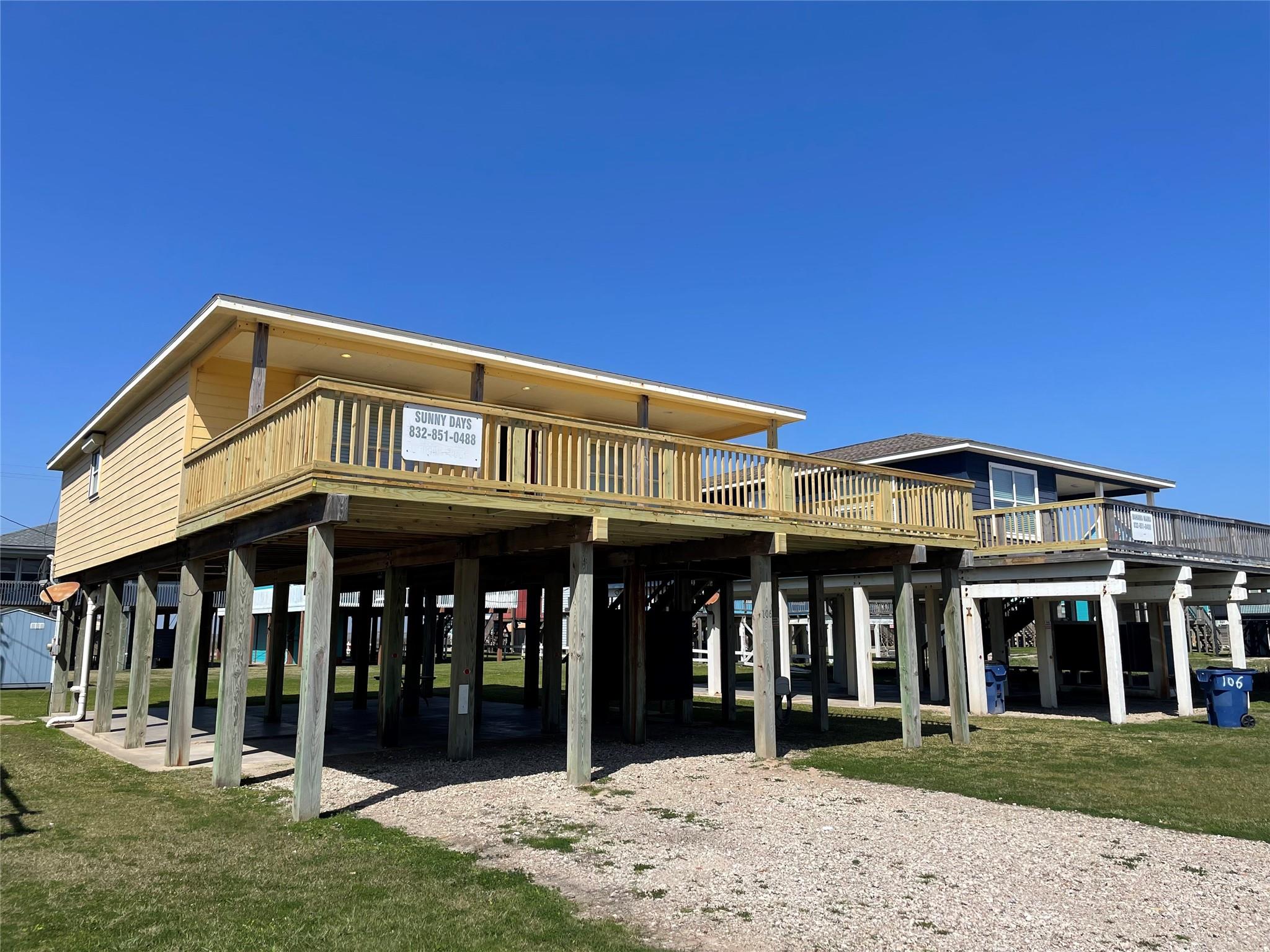 106 Coconut Road