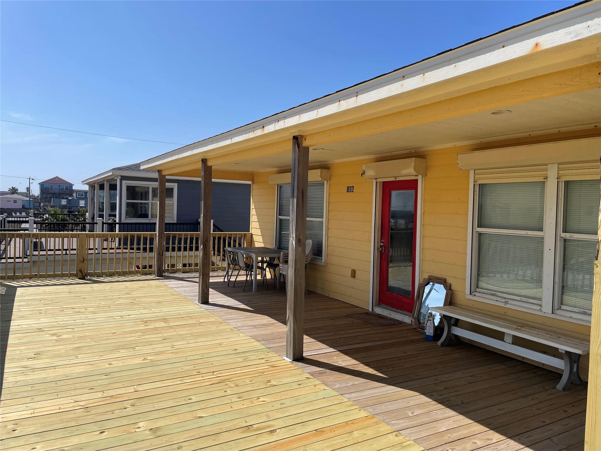 106 Coconut Road
