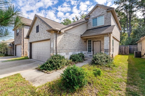 Photo of 4314 Mcgregor Bluff Lane, Conroe, TX 77304 (MLS # 33576192)