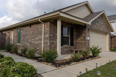 Photo of 14411 Woodcott Warren Way, Rosharon, TX 77583 (MLS # 25817486)