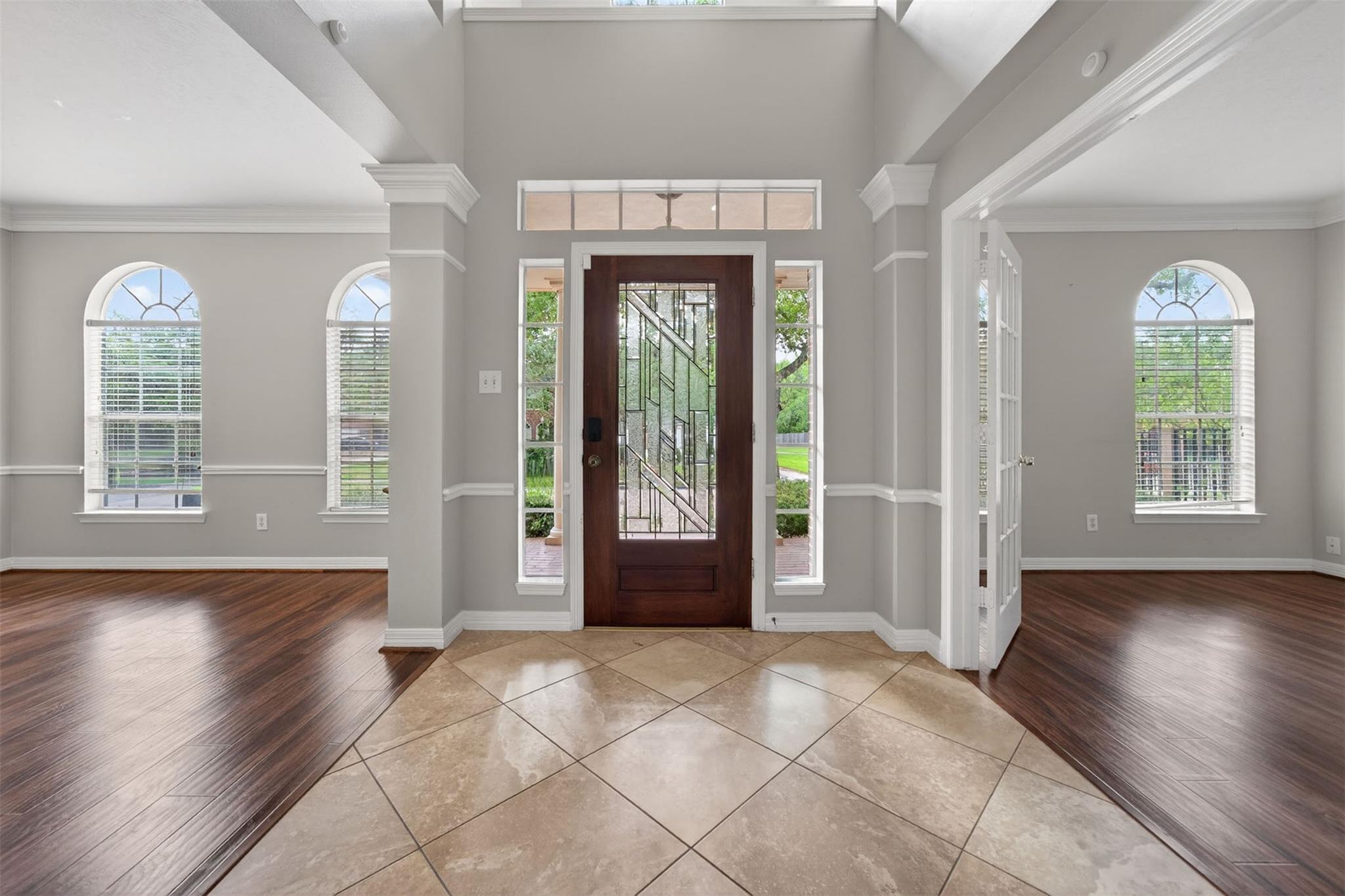 4319 Oak Forest Drive