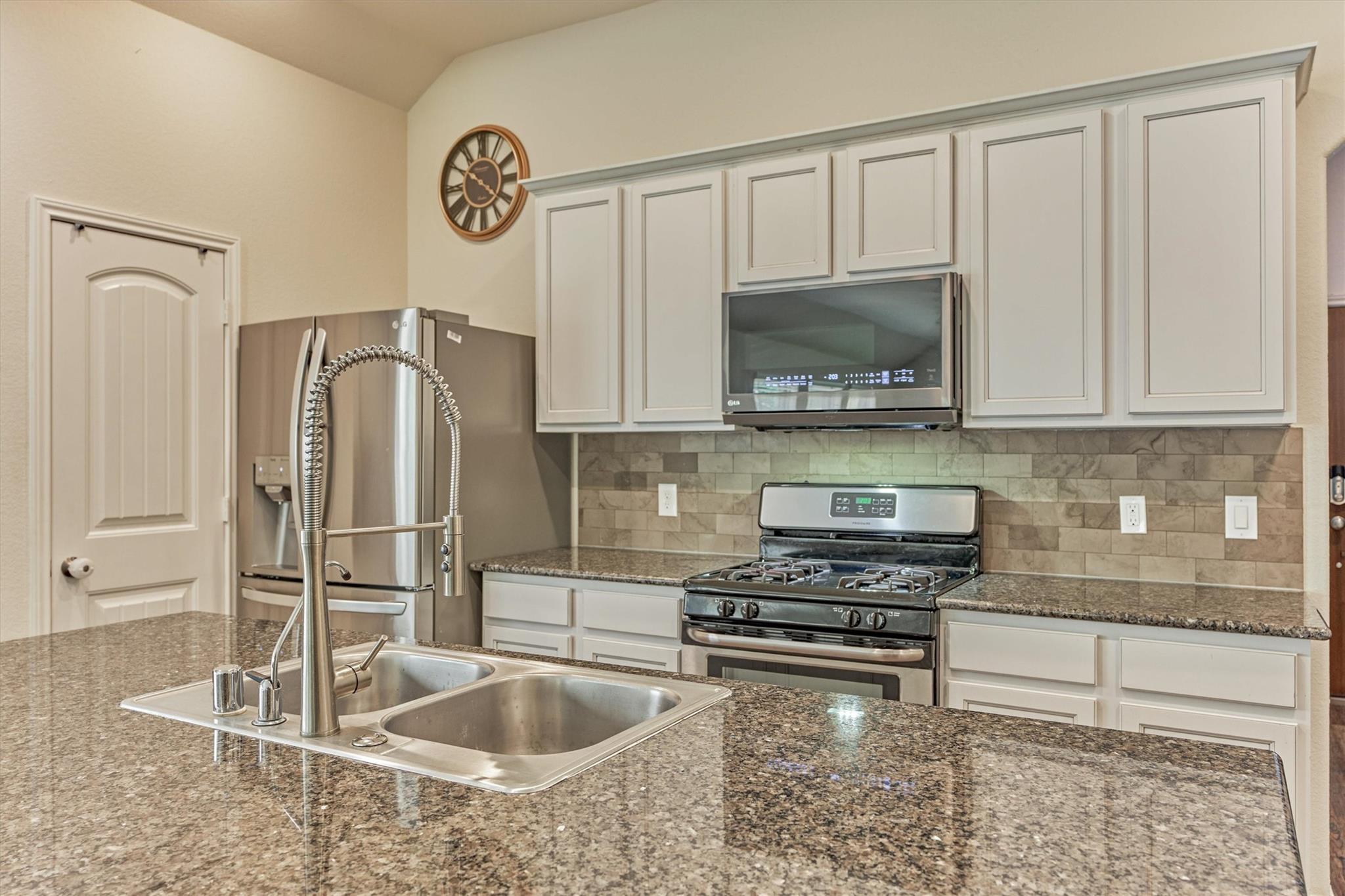 2232 Buck Hollow Court