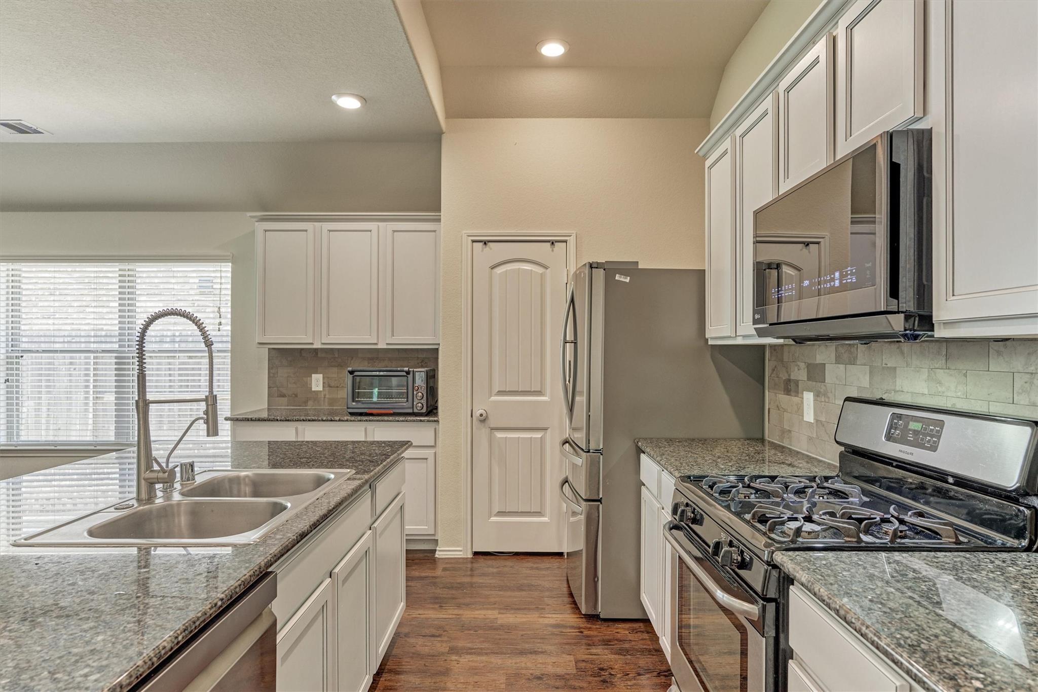 2232 Buck Hollow Court