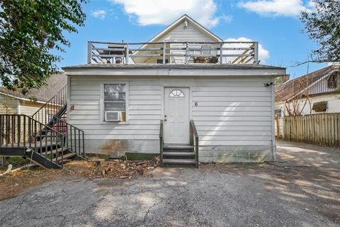 216 Burr Street Houston TX 77011