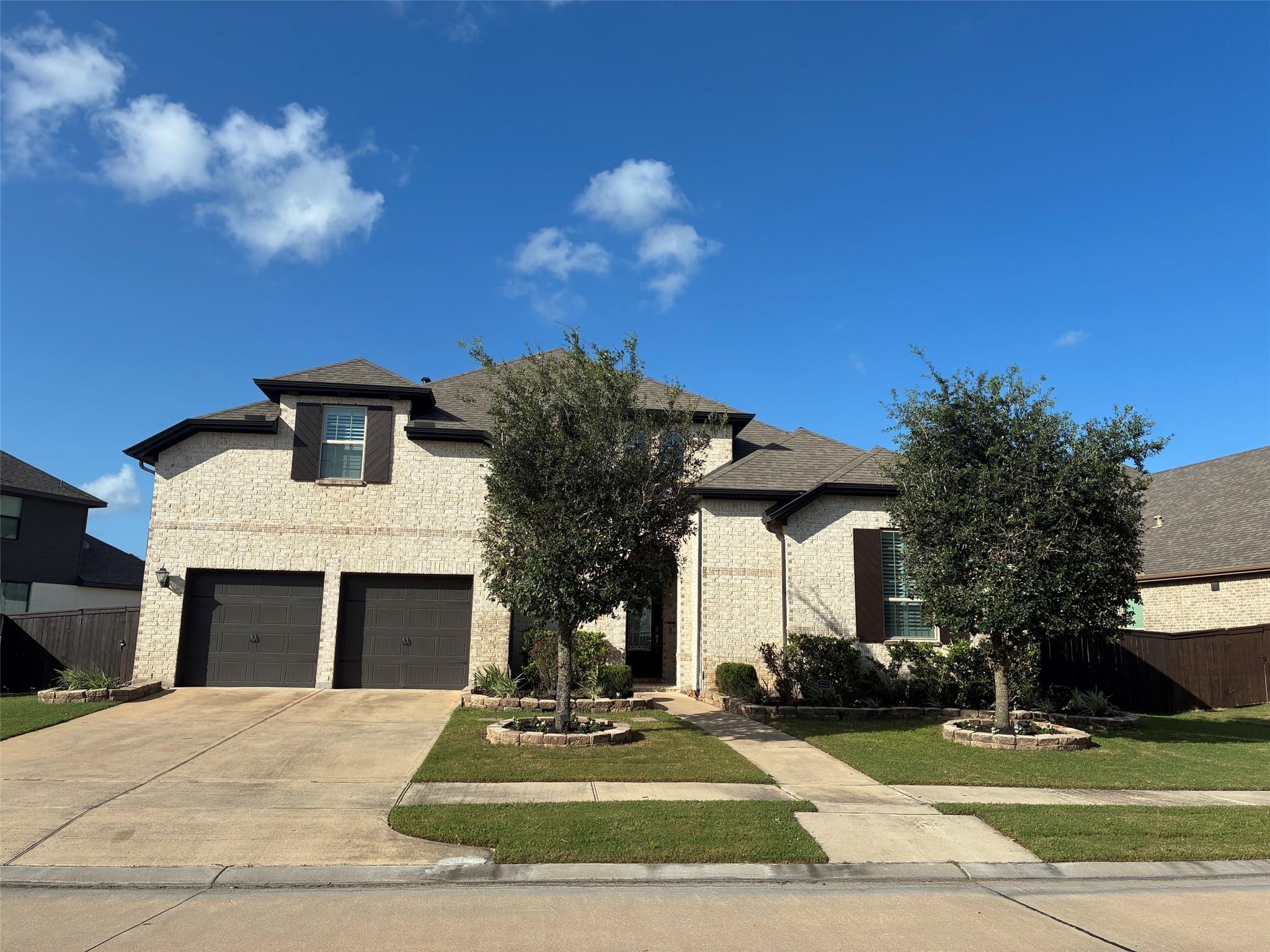 Photo 1 of 46 — 10127 Blythe Street, Rosharon, TX 77583