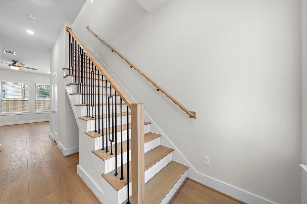 Photo of 2200 Marnel Road #I, Houston, TX 77055 (MLS # 72349730)