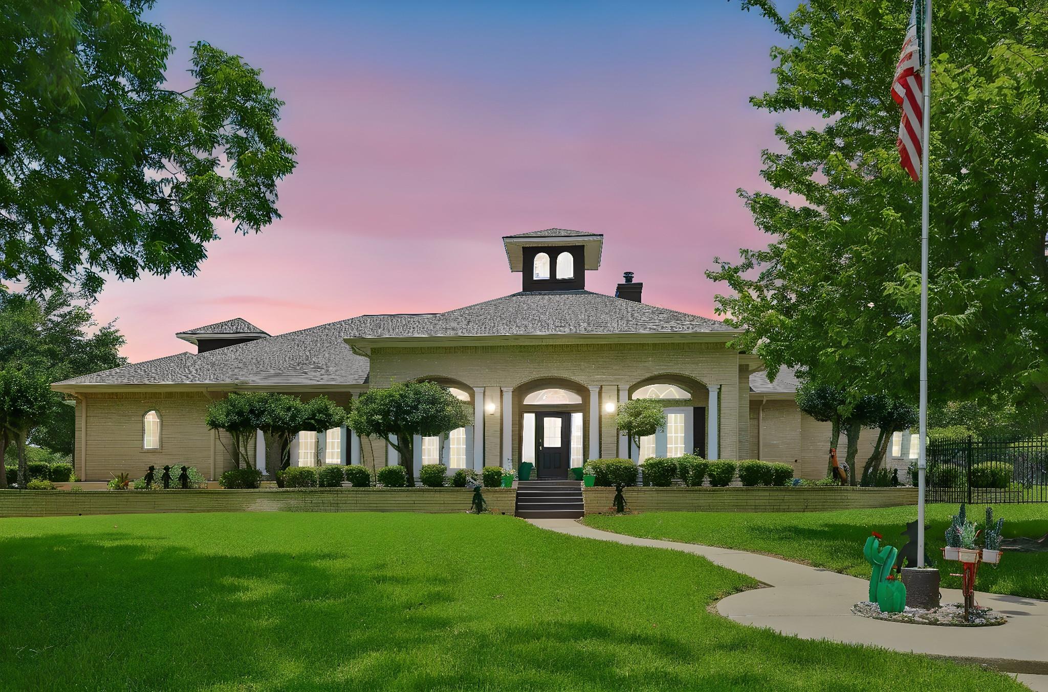 118 Waterfront Drive