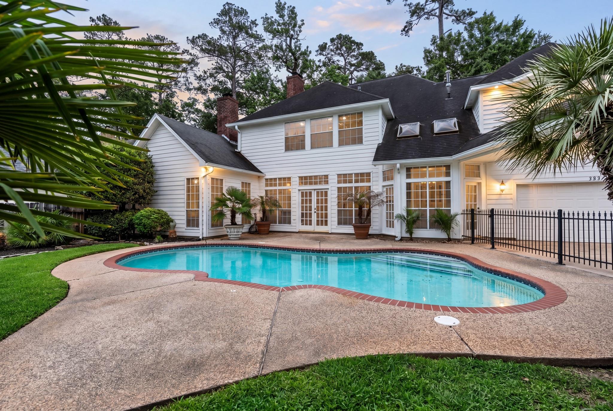 5230 Norborne Lane