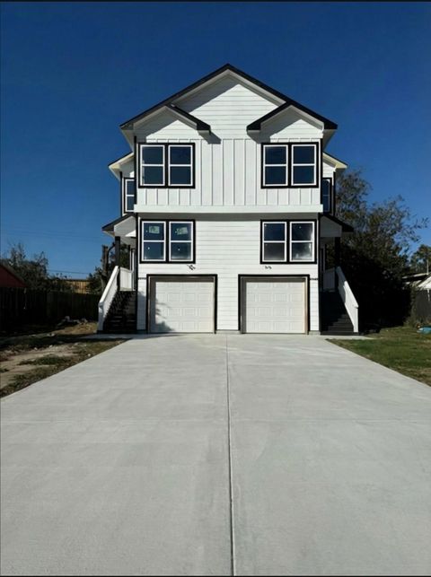 Photo of 5519 Osprey Drive #A/B, Houston, TX 77048 (MLS # 59572498)
