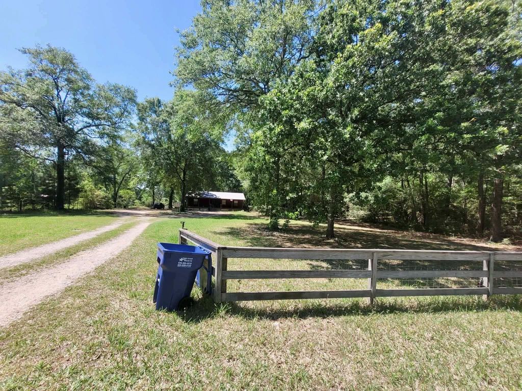 Photo of 10900 Hwy 156, Coldspring, TX 77331 (MLS # 79515824)