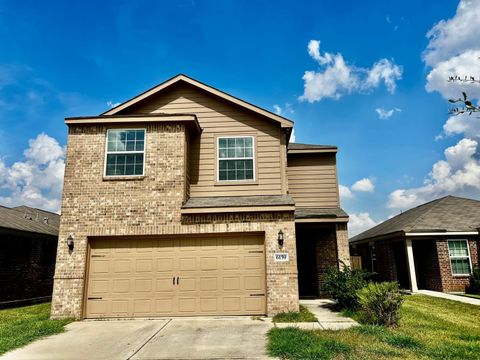Photo of 6159 El Oro Drive, Houston, TX 77048 (MLS # 10470158)